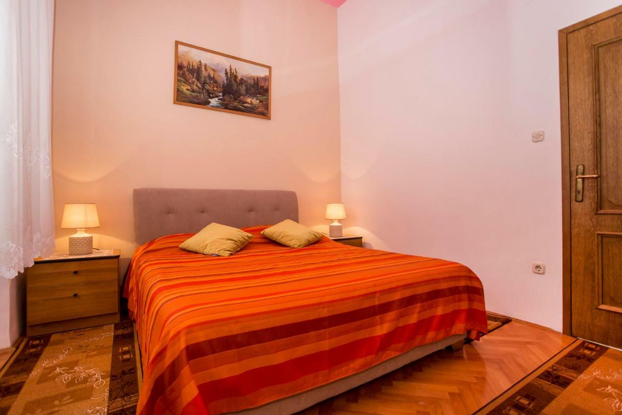 Emanuel Apartman Pula Exterior foto
